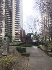 American Plaza Condos Portland Courtyard